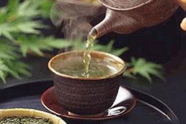 杜仲茶可以长期喝吗 杜仲茶有副作用吗