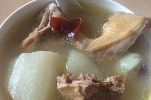 鸽子肉怎么做好吃又简单 鸽子肉的功效与作用