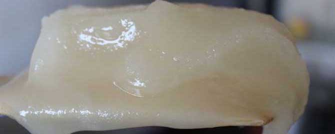 太阳下暴晒蜂蜜结晶会融化吗？