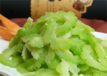苦瓜的吃法一：凉拌苦瓜