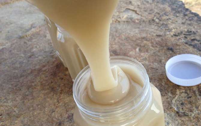 蜂蜜过期2年还能喝吗